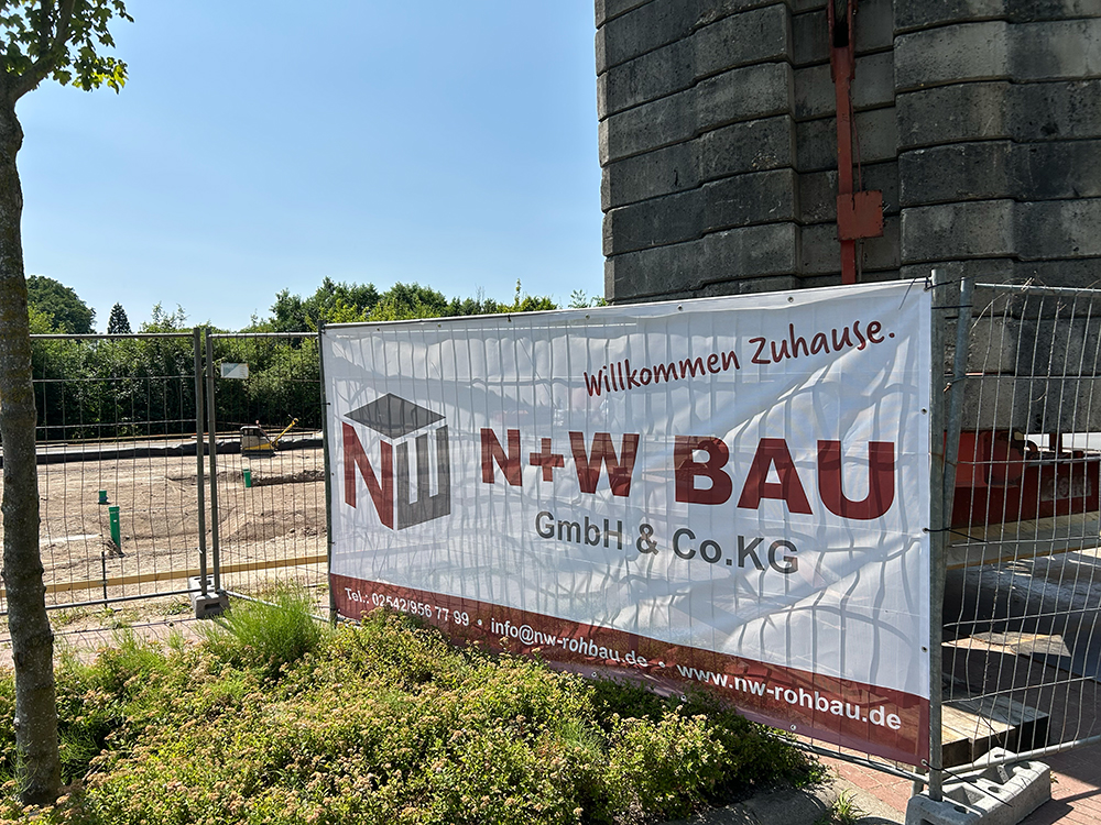N+W Rohbau - N+W Firmenschild